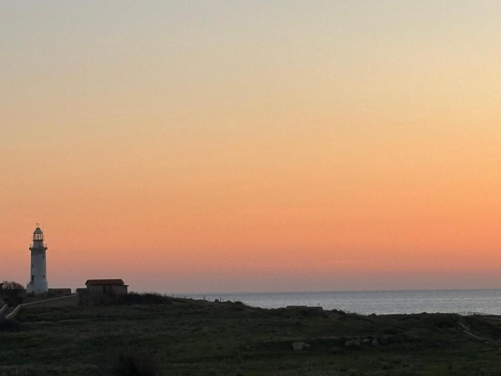 Venus Lighthouse 2B, Sea-View, Paphos Center Exterior foto