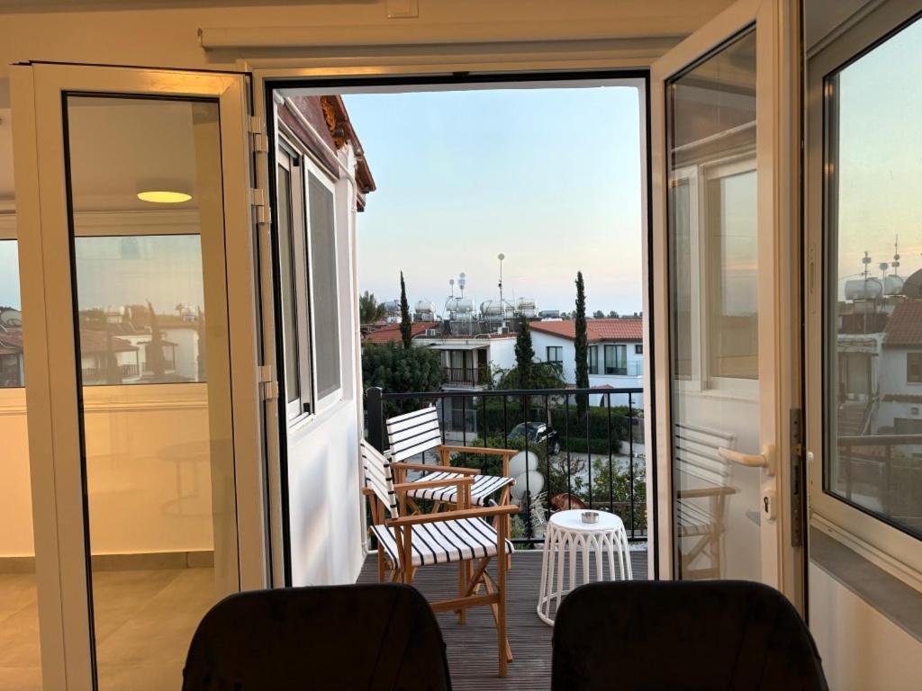 Venus Lighthouse 2B, Sea-View, Paphos Center Exterior foto